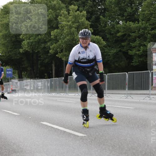 29.06.2025 - hella hamburg halbmarathon Jannik Wohlers http://msf.ph/oto/8337261 29.06.2025 09:01:55 Lombardsbrücke  meine-sportfotos.de