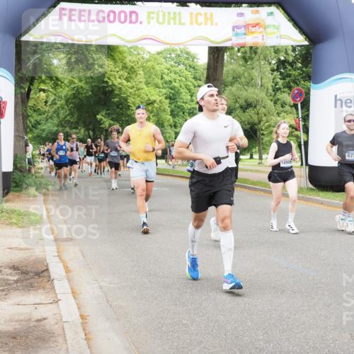 29.06.2025 - hella hamburg halbmarathon MichiJ http://msf.ph/oto/8337318 29.06.2025 10:39:21 Zwischen KM18-KM19 1098, 6776, 7409, 8139, 9876, 12580, 14865, 15426, 16929, 17682, 18801 meine-sportfotos.de