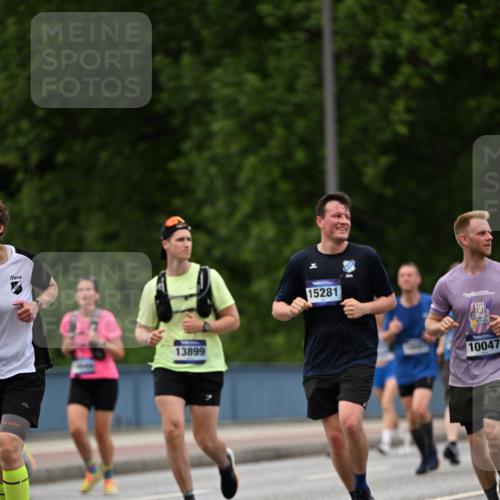 29.06.2025 - hella hamburg halbmarathon Dr. Thomas Lammeyer http://msf.ph/oto/8337351 29.06.2025 10:40:08 Kennedybrücke 1036, 1336, 1717, 2352, 2412, 2588, 2827, 3741, 4413, 5012, 5240, 5531, 6021, 6381, 6845, 6896, 7111, 7275, 7927, 8356, 8947, 9470, 10047, 10119, 10567, 11010, 11187, 11198, 11233 meine-sportfotos.de