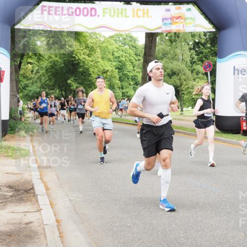 29.06.2025 - hella hamburg halbmarathon MichiJ http://msf.ph/oto/8337364 29.06.2025 10:39:22 Zwischen KM18-KM19 4635, 6776, 7409, 9082, 9876, 12580, 14865, 15426, 16929, 18801 meine-sportfotos.de