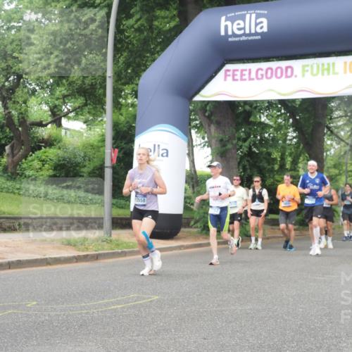 29.06.2025 - hella hamburg halbmarathon KatJ http://msf.ph/oto/8337396 29.06.2025 10:47:59 Zwischen KM18-KM19 3400, 3740, 5602, 5603, 5708, 6580, 7006, 7757 meine-sportfotos.de