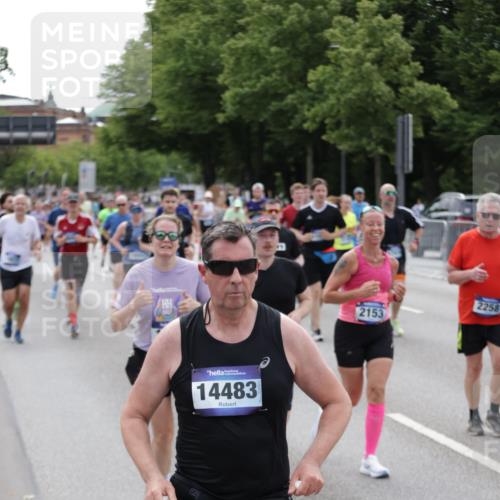 29.06.2025 - hella hamburg halbmarathon Jannik Wohlers http://msf.ph/oto/8337414 29.06.2025 10:41:11 Lombardsbrücke 1314, 1509, 1536, 1542, 1623, 2153, 2258, 3344, 3623, 4415, 4541, 4610, 4787, 5942, 6450, 6793, 6894, 7022, 7023, 7968, 8004, 8162, 8163, 8848, 9588, 10348, 10483, 11011, 11098, 11166, 11209, 11255, 11371, 11437, 11438, 11482, 12185, 12233, 12419, 12481, 13018, 13444, 13622, 13877, 14037, 14483, 14608, 14725, 15039, 15224, 15669, 15685, 16021, 16364, 16550, 16568, 17158, 17636, 17684, 18814, 18861, 18900, 18990, 19037, 19057, 19064 meine-sportfotos.de