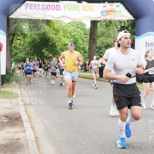 29.06.2025 - hella hamburg halbmarathon MichiJ http://msf.ph/oto/8337464 29.06.2025 10:39:22 Zwischen KM18-KM19 4635, 6776, 7409, 9082, 9876, 12580, 14865, 15426, 16929, 18801 meine-sportfotos.de