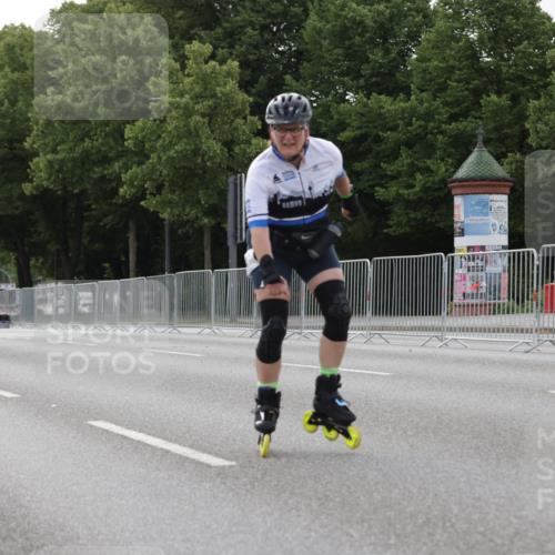29.06.2025 - hella hamburg halbmarathon Jannik Wohlers http://msf.ph/oto/8337490 29.06.2025 09:01:56 Lombardsbrücke  meine-sportfotos.de