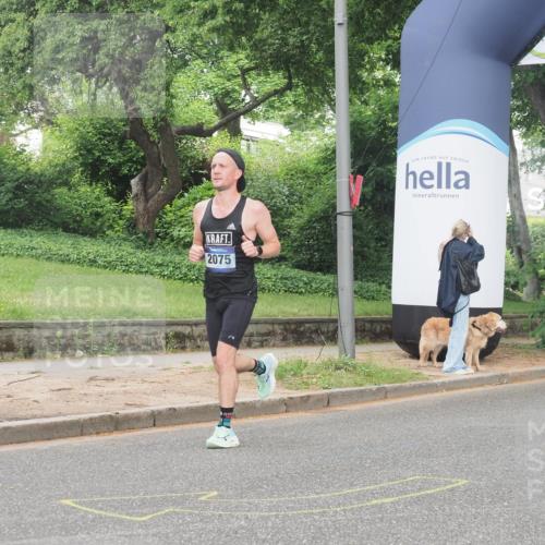 29.06.2025 - hella hamburg halbmarathon KatJ http://msf.ph/oto/8337497 29.06.2025 10:18:28 Zwischen KM18-KM19 2075, 3968, 6090 meine-sportfotos.de