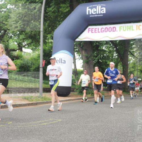 29.06.2025 - hella hamburg halbmarathon KatJ http://msf.ph/oto/8337501 29.06.2025 10:47:59 Zwischen KM18-KM19 3400, 3740, 5602, 5603, 5708, 6580, 7006, 7757 meine-sportfotos.de