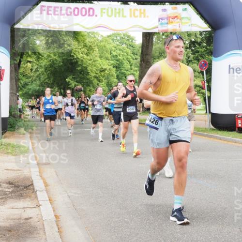 29.06.2025 - hella hamburg halbmarathon MichiJ http://msf.ph/oto/8337732 29.06.2025 10:39:23 Zwischen KM18-KM19 3426, 4635, 5116, 5607, 6776, 7409, 9082, 9876, 10811, 12580, 14865, 16929, 18801 meine-sportfotos.de