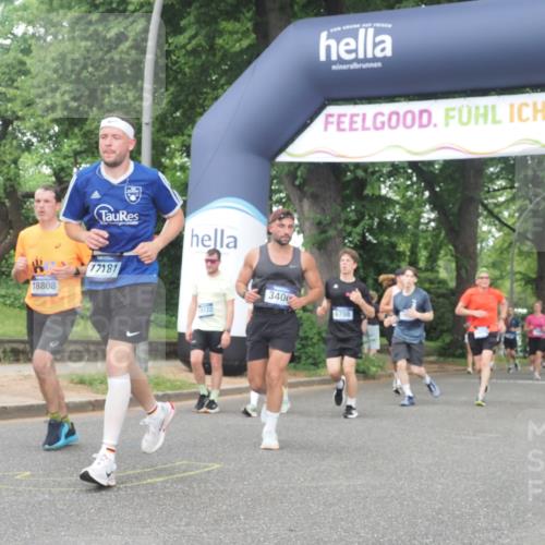 29.06.2025 - hella hamburg halbmarathon KatJ http://msf.ph/oto/8337744 29.06.2025 10:48:02 Zwischen KM18-KM19 3400, 5602, 5603, 6708, 7757 meine-sportfotos.de