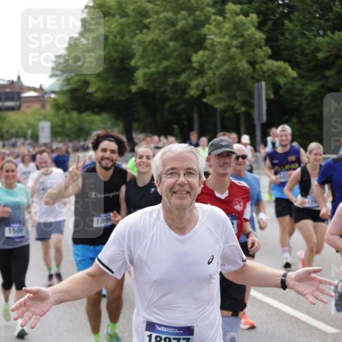 29.06.2025 - hella hamburg halbmarathon Jannik Wohlers http://msf.ph/oto/8337796 29.06.2025 10:41:17 Lombardsbrücke 1314, 1509, 1623, 1712, 2153, 3344, 4415, 4541, 4787, 5432, 6320, 6450, 6618, 7477, 7968, 8004, 8162, 8163, 8300, 8301, 8443, 8848, 8897, 9588, 10348, 11011, 11098, 11166, 11255, 11371, 11482, 11943, 12185, 12214, 12233, 12419, 13018, 13444, 13622, 13772, 13877, 14005, 14043, 14483, 14608, 14725, 14872, 14938, 15039, 15669, 15685, 15842, 15863, 16021, 16364, 16568, 17158, 17636, 17684, 18861, 18900, 18990, 19037, 19057, 19064 meine-sportfotos.de