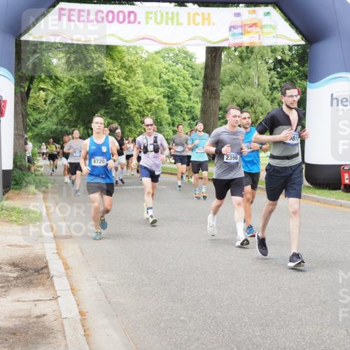 29.06.2025 - hella hamburg halbmarathon MichiJ http://msf.ph/oto/8337908 29.06.2025 10:39:25 Zwischen KM18-KM19 2396, 3426, 4558, 4635, 5116, 5607, 6776, 7409, 9082, 10811, 14865, 16929, 19208 meine-sportfotos.de