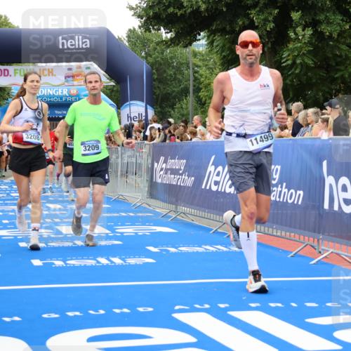 29.06.2025 - hella hamburg halbmarathon Strokosch-Dieckow http://msf.ph/oto/8338088 29.06.2025 10:54:04 Ziel 1151, 1410, 1815, 2432, 3096, 3208, 3209, 3898, 5638, 6294, 6356, 6374, 6443, 6581, 8390, 8394, 9032, 9791, 11499, 11789, 12213, 12379, 13397, 13794, 13869, 15524, 16780, 16871, 17348, 18308 meine-sportfotos.de