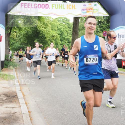 29.06.2025 - hella hamburg halbmarathon MichiJ http://msf.ph/oto/8338155 29.06.2025 10:39:27 Zwischen KM18-KM19 2396, 3426, 4558, 4635, 5116, 5607, 6562, 6776, 8661, 8720, 9082, 10529, 10811, 14865, 16929, 19208 meine-sportfotos.de