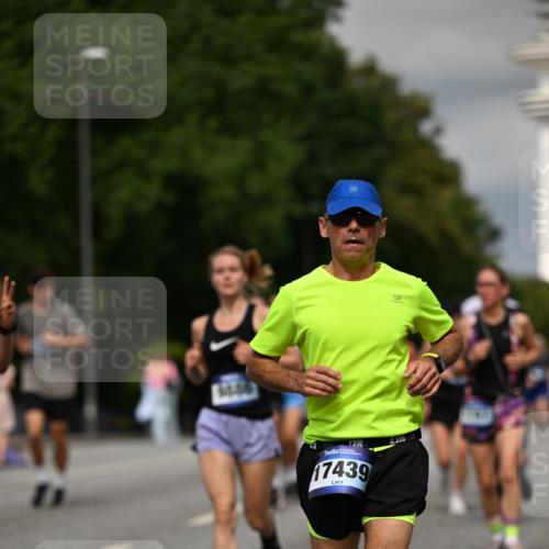 29.06.2025 - hella hamburg halbmarathon Dr. Thomas Lammeyer http://msf.ph/oto/8338237 29.06.2025 10:17:54 Kennedybrücke 1194, 1747, 1939, 2891, 4001, 4032, 4795, 4962, 5631, 5719, 6089, 7462, 7913, 8001, 8673, 9141, 9631, 9845, 9886, 10442, 10443, 11355 meine-sportfotos.de