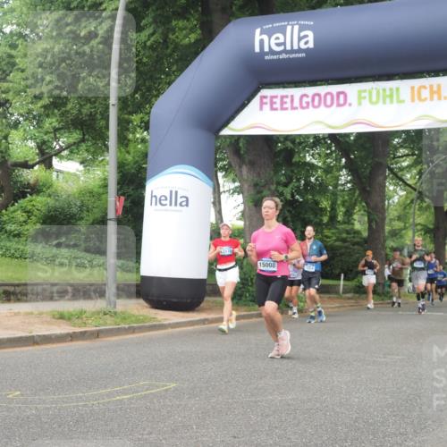 29.06.2025 - hella hamburg halbmarathon KatJ http://msf.ph/oto/8338245 29.06.2025 10:48:06 Zwischen KM18-KM19 1264, 3400, 6708, 7049 meine-sportfotos.de