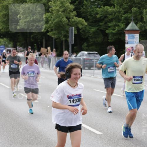 29.06.2025 - hella hamburg halbmarathon Jannik Wohlers http://msf.ph/oto/8338288 29.06.2025 10:41:24 Lombardsbrücke 1509, 1623, 1648, 1712, 3459, 3460, 4541, 4787, 5432, 6137, 6320, 6430, 6436, 6450, 6618, 6846, 7477, 7955, 7968, 8004, 8162, 8163, 8300, 8301, 8443, 8848, 8897, 9467, 9588, 10623, 11011, 11017, 11098, 11255, 11371, 11617, 11659, 11943, 12185, 12214, 12233, 12419, 12715, 12801, 12802, 13772, 14005, 14043, 14872, 14929, 14938, 15039, 15669, 15685, 15842, 15863, 16364, 16568, 17158, 17541, 17636, 18861, 18940, 18990, 19037, 19057, 19064 meine-sportfotos.de