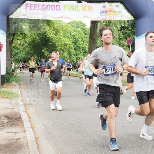 29.06.2025 - hella hamburg halbmarathon MichiJ http://msf.ph/oto/8338376 29.06.2025 10:39:30 Zwischen KM18-KM19 2396, 3426, 4558, 4635, 4814, 4839, 5032, 5116, 5607, 6562, 7724, 8661, 8710, 8720, 9082, 10529, 10811, 14300, 15831, 18820, 19208 meine-sportfotos.de