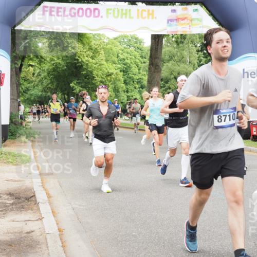 29.06.2025 - hella hamburg halbmarathon MichiJ http://msf.ph/oto/8338418 29.06.2025 10:39:30 Zwischen KM18-KM19 2396, 3426, 4558, 4635, 4814, 4839, 5032, 5116, 5607, 6562, 7724, 8661, 8710, 8720, 9082, 10529, 10811, 14300, 15831, 18820, 19208 meine-sportfotos.de