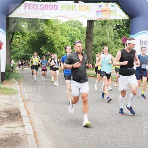 29.06.2025 - hella hamburg halbmarathon MichiJ http://msf.ph/oto/8338449 29.06.2025 10:39:31 Zwischen KM18-KM19 2364, 2396, 3426, 4558, 4814, 4839, 5032, 5116, 5482, 5607, 6562, 6657, 7724, 7732, 8661, 8710, 8720, 10529, 10811, 13792, 14300, 15831, 18249, 18820, 19208 meine-sportfotos.de