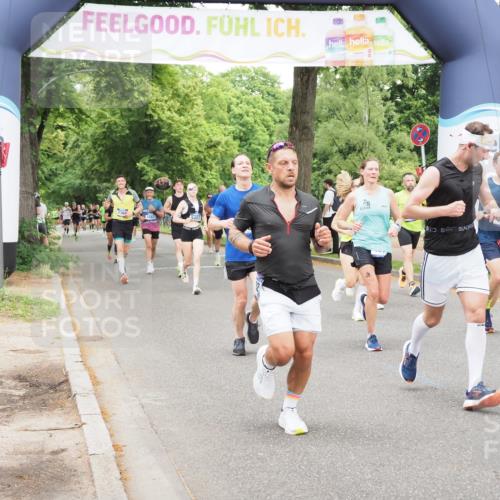 29.06.2025 - hella hamburg halbmarathon MichiJ http://msf.ph/oto/8338464 29.06.2025 10:39:31 Zwischen KM18-KM19 2364, 2396, 3426, 4558, 4814, 4839, 5032, 5116, 5482, 5607, 6562, 6657, 7724, 7732, 8661, 8710, 8720, 10529, 10811, 13792, 14300, 15831, 18249, 18820, 19208 meine-sportfotos.de