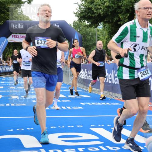 29.06.2025 - hella hamburg halbmarathon Strokosch-Dieckow http://msf.ph/oto/8338773 29.06.2025 10:53:59 Ziel 1151, 1410, 1815, 2432, 3096, 3208, 3209, 6356, 6374, 6481, 6581, 7395, 7918, 7973, 8394, 9032, 11499, 11789, 12379, 13032, 13869, 14175, 16477, 16871, 17348, 18308, 18831, 18879 meine-sportfotos.de