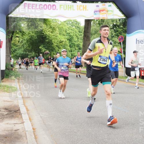 29.06.2025 - hella hamburg halbmarathon MichiJ http://msf.ph/oto/8338791 29.06.2025 10:39:34 Zwischen KM18-KM19 2364, 4121, 4814, 4839, 5032, 5482, 6562, 6657, 7178, 7724, 7732, 8172, 8661, 8710, 8720, 10529, 12413, 13792, 14300, 15831, 17710, 18249, 18820 meine-sportfotos.de
