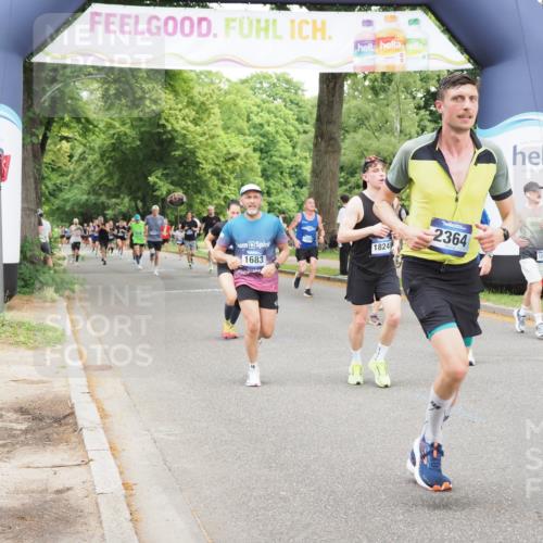 29.06.2025 - hella hamburg halbmarathon MichiJ http://msf.ph/oto/8338829 29.06.2025 10:39:34 Zwischen KM18-KM19 2364, 4121, 4814, 4839, 5032, 5482, 6562, 6657, 7178, 7724, 7732, 8172, 8661, 8710, 8720, 10529, 12413, 13792, 14300, 15831, 17710, 18249, 18820 meine-sportfotos.de