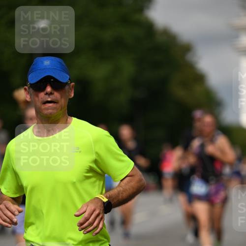 29.06.2025 - hella hamburg halbmarathon Dr. Thomas Lammeyer http://msf.ph/oto/8338973 29.06.2025 10:17:55 Kennedybrücke 1194, 1747, 1939, 2891, 4001, 4032, 4795, 4962, 5631, 5719, 6089, 7462, 7913, 8001, 8673, 9141, 9631, 9845, 9886, 10442, 10443, 11355 meine-sportfotos.de