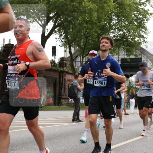 29.06.2025 - hella hamburg halbmarathon Yannick Fuchs http://msf.ph/oto/8339054 29.06.2025 10:52:03 20KM 1595, 1611, 2025, 2488, 2656, 2840, 2907, 3093, 3251, 3859, 4319, 4426, 4467, 4502, 4632, 4708, 4833, 5277, 5341, 5926, 6104, 6138, 6147, 6531, 6592, 6595, 7082, 7138, 7189, 8322, 8585, 9230, 9316, 9485, 10788, 11645, 12378, 12585, 12879, 13465, 13816, 13880, 14266, 14571, 15217, 15434, 15527, 16531, 17405, 17415, 17827, 18068, 18180, 18492, 18501, 18587, 18762, 18891 meine-sportfotos.de