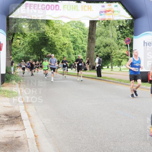 29.06.2025 - hella hamburg halbmarathon MichiJ http://msf.ph/oto/8339206 29.06.2025 10:39:37 Zwischen KM18-KM19 1683, 2364, 4121, 4814, 4839, 5482, 6657, 7178, 7732, 8172, 8710, 12413, 13792, 14300, 15144, 15831, 17710, 18019, 18249 meine-sportfotos.de