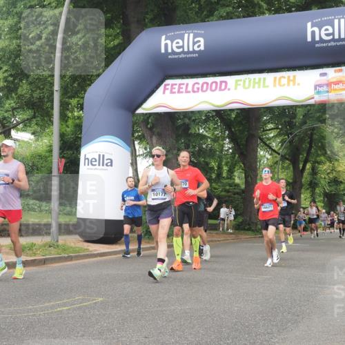 29.06.2025 - hella hamburg halbmarathon KatJ http://msf.ph/oto/8339299 29.06.2025 10:48:17 Zwischen KM18-KM19 2911, 5613, 5870, 7306, 8177, 8590 meine-sportfotos.de