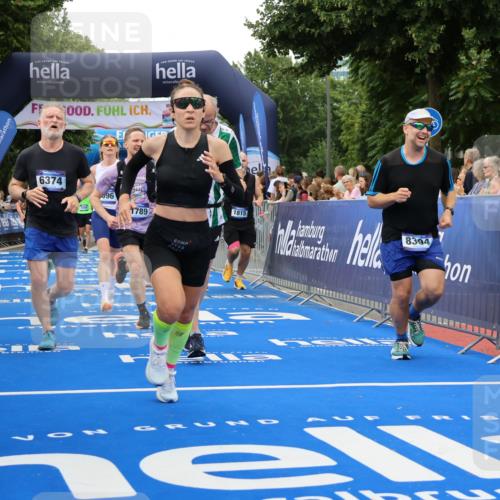 29.06.2025 - hella hamburg halbmarathon Strokosch-Dieckow http://msf.ph/oto/8339311 29.06.2025 10:53:58 Ziel 1151, 1410, 1706, 1815, 1870, 2432, 3096, 3208, 3209, 6356, 6374, 6481, 7395, 7918, 7973, 8394, 9032, 11499, 11789, 12379, 12413, 13032, 13869, 14175, 16477, 16538, 17348, 18308, 18418, 18831, 18879, 18915, 19177 meine-sportfotos.de