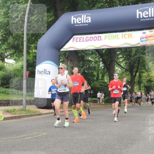 29.06.2025 - hella hamburg halbmarathon KatJ http://msf.ph/oto/8339344 29.06.2025 10:48:17 Zwischen KM18-KM19 2911, 5613, 5870, 7306, 8177, 8590 meine-sportfotos.de