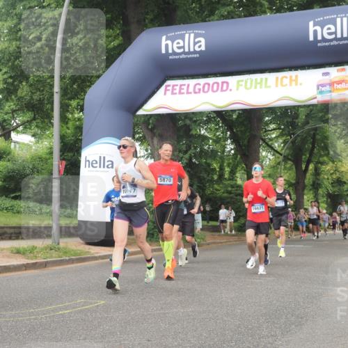 29.06.2025 - hella hamburg halbmarathon KatJ http://msf.ph/oto/8339367 29.06.2025 10:48:17 Zwischen KM18-KM19 2911, 5613, 5870, 7306, 8177, 8590 meine-sportfotos.de