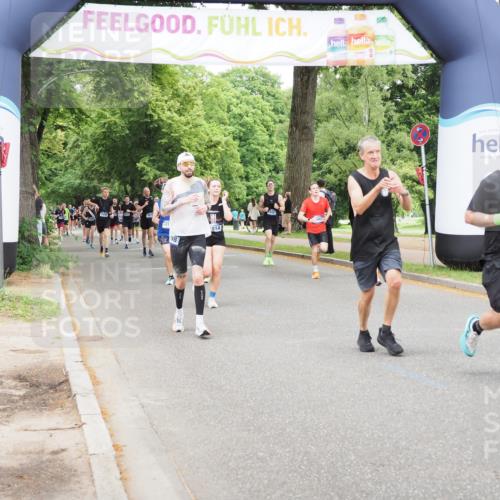 29.06.2025 - hella hamburg halbmarathon MichiJ http://msf.ph/oto/8339440 29.06.2025 10:39:45 Zwischen KM18-KM19 2814, 5008, 5093, 6198, 7383, 9145, 12519, 14286, 15727 meine-sportfotos.de
