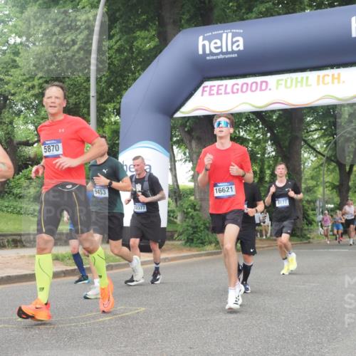 29.06.2025 - hella hamburg halbmarathon KatJ http://msf.ph/oto/8339536 29.06.2025 10:48:18 Zwischen KM18-KM19 2911, 5613, 5870, 7306, 8177, 8590 meine-sportfotos.de