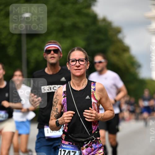 29.06.2025 - hella hamburg halbmarathon Dr. Thomas Lammeyer http://msf.ph/oto/8339633 29.06.2025 10:17:58 Kennedybrücke 1406, 1747, 2891, 4001, 4032, 4795, 4962, 5631, 5719, 6089, 7462, 7802, 7913, 8001, 8673, 9141, 9631, 9845, 9886, 10442, 10443, 11355 meine-sportfotos.de