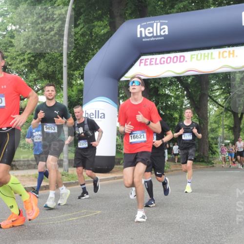 29.06.2025 - hella hamburg halbmarathon KatJ http://msf.ph/oto/8339641 29.06.2025 10:48:18 Zwischen KM18-KM19 2911, 5613, 5870, 7306, 8177, 8590 meine-sportfotos.de