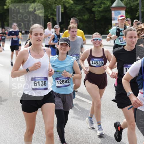 29.06.2025 - hella hamburg halbmarathon Jannik Wohlers http://msf.ph/oto/8340057 29.06.2025 10:41:43 Lombardsbrücke 1039, 1752, 2145, 2523, 2974, 3276, 3326, 3459, 3460, 3568, 4329, 4735, 4736, 4885, 5419, 5671, 6136, 6153, 6430, 6436, 6837, 6846, 6917, 7357, 8014, 8908, 9008, 9223, 9370, 10027, 10623, 10734, 11017, 11024, 11074, 11075, 11207, 11464, 11468, 11617, 11840, 11841, 12162, 12403, 12682, 12715, 12725, 12802, 13205, 13715, 14108, 14129, 14158, 14381, 14486, 14530, 15155, 15311, 16743, 17423, 17541, 18137 meine-sportfotos.de