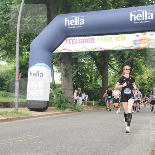 29.06.2025 - hella hamburg halbmarathon KatJ http://msf.ph/oto/8340203 29.06.2025 10:48:21 Zwischen KM18-KM19 2911, 5613, 5870, 7306, 8177 meine-sportfotos.de