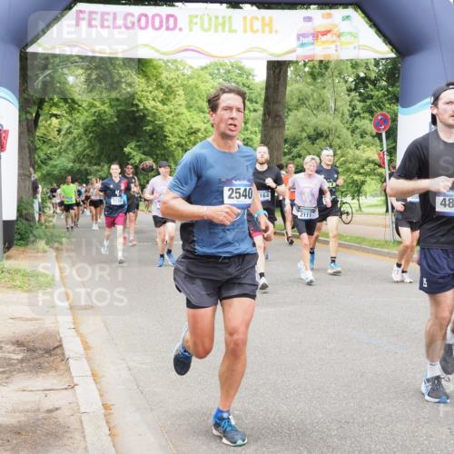 29.06.2025 - hella hamburg halbmarathon MichiJ http://msf.ph/oto/8340205 29.06.2025 10:39:54 Zwischen KM18-KM19 1257, 1657, 2111, 2540, 2595, 4837, 5020, 6164, 7130, 7475, 8447, 8955, 13047, 13301, 14198, 15275, 15427, 15506 meine-sportfotos.de