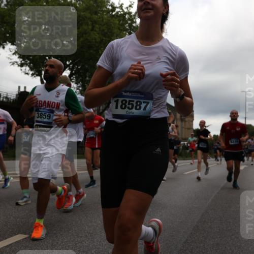 29.06.2025 - hella hamburg halbmarathon Yannick Fuchs http://msf.ph/oto/8340238 29.06.2025 10:52:08 20KM 1319, 1595, 1833, 2488, 2656, 2840, 2907, 3251, 3859, 4319, 4502, 4632, 4708, 4833, 5277, 5341, 5926, 6104, 6138, 6147, 6592, 6595, 7082, 7138, 7189, 7856, 8322, 8585, 9230, 9316, 9485, 10319, 10788, 11394, 11645, 12378, 12495, 12585, 12879, 13287, 13512, 13816, 13880, 14266, 14571, 15197, 15217, 15434, 15527, 16189, 16531, 17405, 17415, 17827, 18068, 18180, 18492, 18501, 18587, 18762, 18891 meine-sportfotos.de