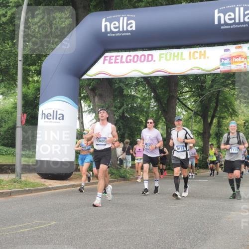 29.06.2025 - hella hamburg halbmarathon KatJ http://msf.ph/oto/8340414 29.06.2025 10:48:24 Zwischen KM18-KM19 1128, 2591, 5613, 8177 meine-sportfotos.de
