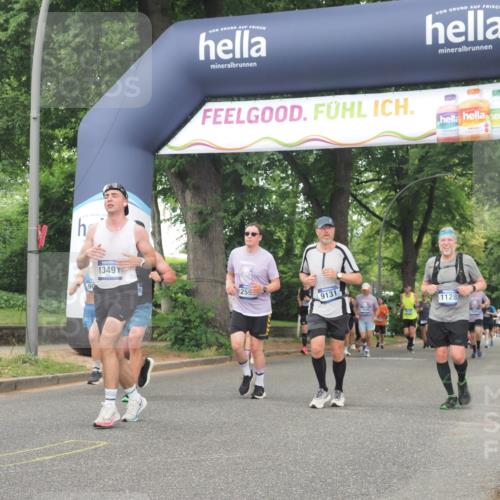 29.06.2025 - hella hamburg halbmarathon KatJ http://msf.ph/oto/8340477 29.06.2025 10:48:25 Zwischen KM18-KM19 1128, 2591 meine-sportfotos.de