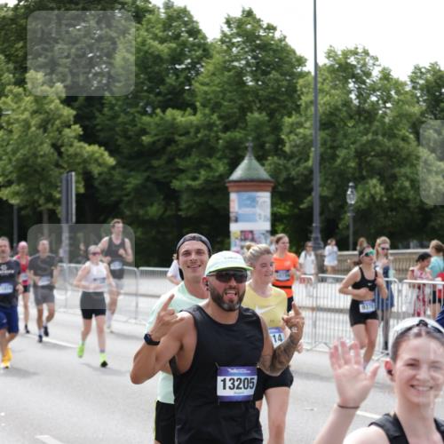 29.06.2025 - hella hamburg halbmarathon Jannik Wohlers http://msf.ph/oto/8340528 29.06.2025 10:41:48 Lombardsbrücke 1039, 1360, 1624, 1752, 2145, 2523, 2974, 3276, 3326, 3568, 4329, 4353, 4735, 4736, 4885, 4892, 5419, 5671, 6136, 6153, 6828, 6837, 6917, 7357, 8014, 8459, 8712, 9008, 9223, 9370, 10027, 10734, 10842, 11074, 11075, 11207, 11464, 11468, 11840, 11841, 12162, 12403, 12682, 12725, 12854, 12903, 12904, 13205, 13250, 13456, 13715, 13952, 13953, 14108, 14129, 14158, 14328, 14381, 14405, 14486, 14530, 14585, 15155, 15311, 16743, 17423, 18137 meine-sportfotos.de