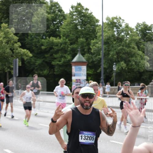 29.06.2025 - hella hamburg halbmarathon Jannik Wohlers http://msf.ph/oto/8340554 29.06.2025 10:41:48 Lombardsbrücke 1039, 1360, 1624, 1752, 2145, 2523, 2974, 3276, 3326, 3568, 4329, 4353, 4735, 4736, 4885, 4892, 5419, 5671, 6136, 6153, 6828, 6837, 6917, 7357, 8014, 8459, 8712, 9008, 9223, 9370, 10027, 10734, 10842, 11074, 11075, 11207, 11464, 11468, 11840, 11841, 12162, 12403, 12682, 12725, 12854, 12903, 12904, 13205, 13250, 13456, 13715, 13952, 13953, 14108, 14129, 14158, 14328, 14381, 14405, 14486, 14530, 14585, 15155, 15311, 16743, 17423, 18137 meine-sportfotos.de