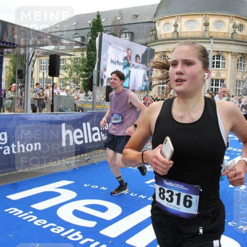 29.06.2025 - hella hamburg halbmarathon Michael Strokosch http://msf.ph/oto/8340688 29.06.2025 10:51:24 Ziel 1461, 1817, 2364, 2411, 2636, 2718, 2946, 4814, 6657, 6776, 8316, 8930, 8989, 9214, 9476, 9656, 10480, 10667, 11124, 12016, 13047, 14865, 14994, 15950, 16357, 18019, 18489 meine-sportfotos.de