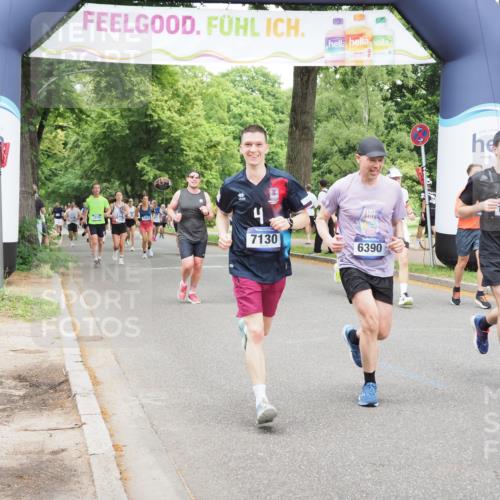 29.06.2025 - hella hamburg halbmarathon MichiJ http://msf.ph/oto/8340714 29.06.2025 10:39:57 Zwischen KM18-KM19 1257, 1706, 2111, 2540, 2595, 4837, 5169, 5194, 6164, 6390, 7130, 7475, 7786, 8447, 8955, 9380, 13047, 13301, 15275, 15506 meine-sportfotos.de