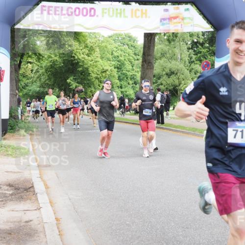 29.06.2025 - hella hamburg halbmarathon MichiJ http://msf.ph/oto/8340799 29.06.2025 10:39:57 Zwischen KM18-KM19 1257, 1706, 2111, 2540, 2595, 4837, 5169, 5194, 6164, 6390, 7130, 7475, 7786, 8447, 8955, 9380, 13047, 13301, 15275, 15506 meine-sportfotos.de
