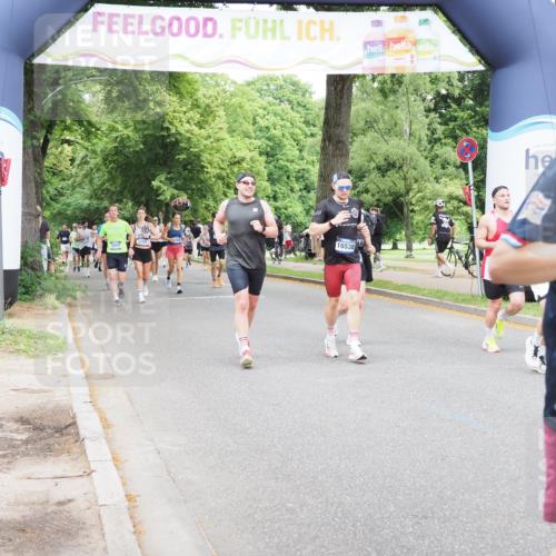 29.06.2025 - hella hamburg halbmarathon MichiJ http://msf.ph/oto/8340832 29.06.2025 10:39:57 Zwischen KM18-KM19 1257, 1706, 2111, 2540, 2595, 4837, 5169, 5194, 6164, 6390, 7130, 7475, 7786, 8447, 8955, 9380, 13047, 13301, 15275, 15506 meine-sportfotos.de