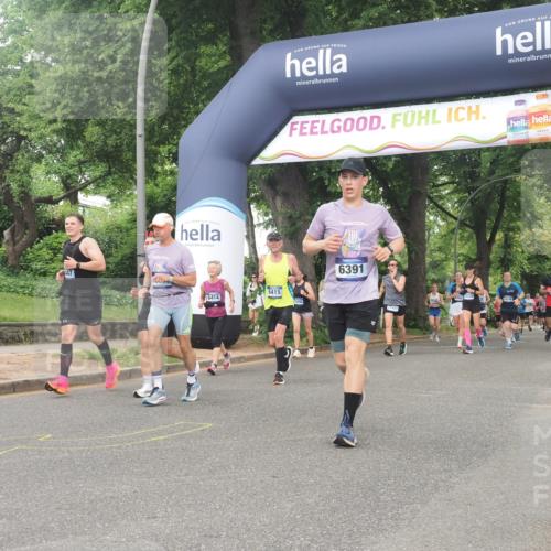 29.06.2025 - hella hamburg halbmarathon KatJ http://msf.ph/oto/8340868 29.06.2025 10:48:30 Zwischen KM18-KM19 1128, 2447, 2591, 6391, 6415, 8068 meine-sportfotos.de